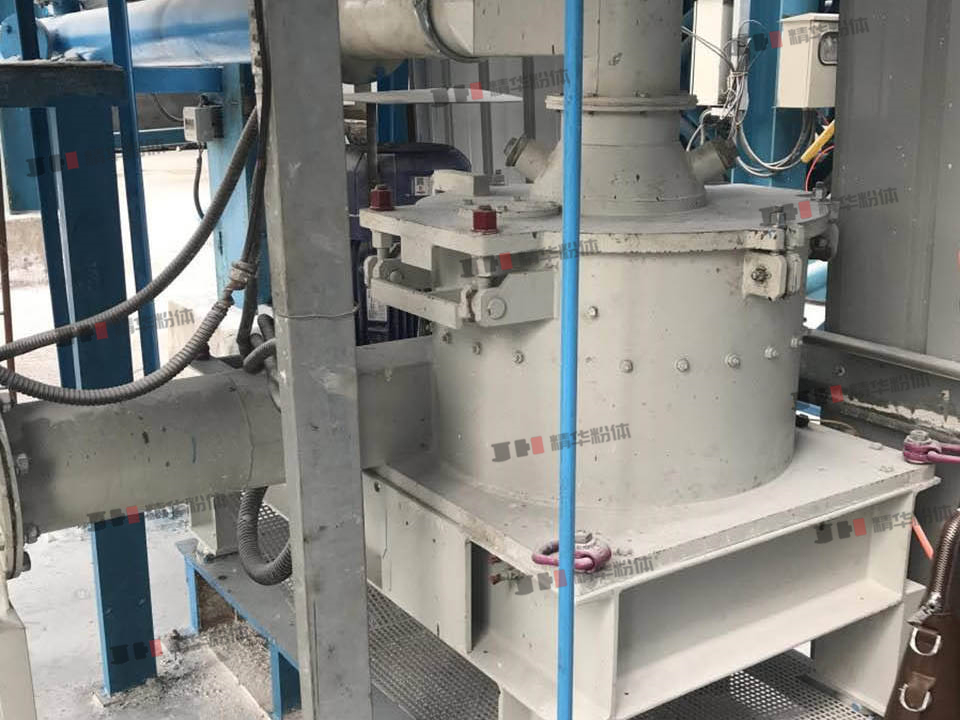 小蘇打研磨機--青島某玻璃公司